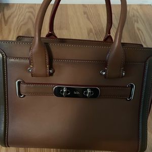 Like new leather coach handbag